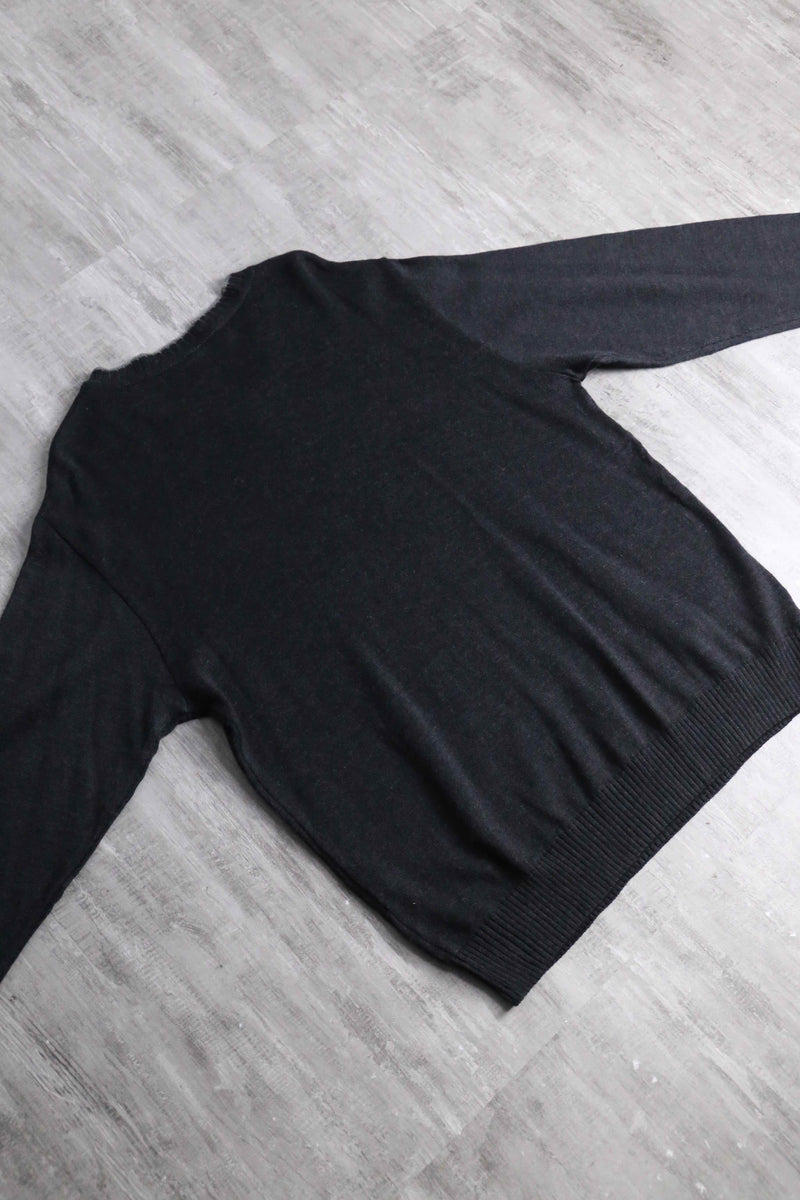 charcoal gray argyle check V-neck knit