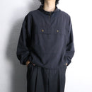 volume neck design pullover