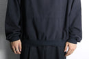 volume neck design pullover