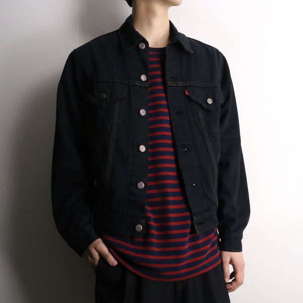 "Levi's"black denim jacket