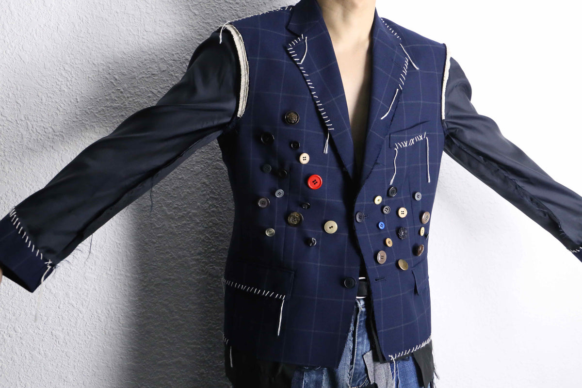 Re:make” button art stitch docking tailored jacket