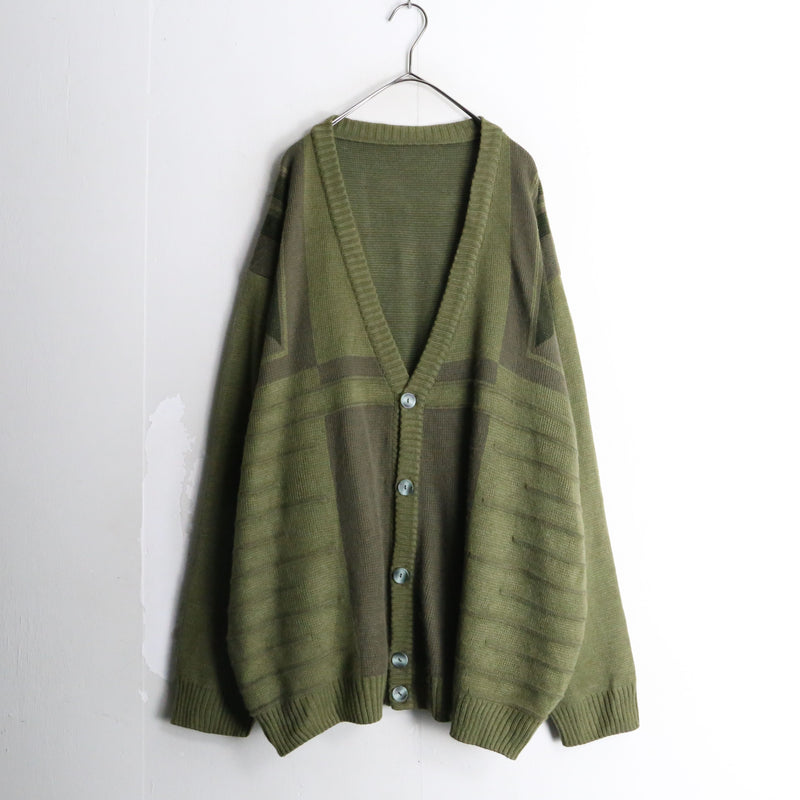 green geometric pattern loose size cardigan