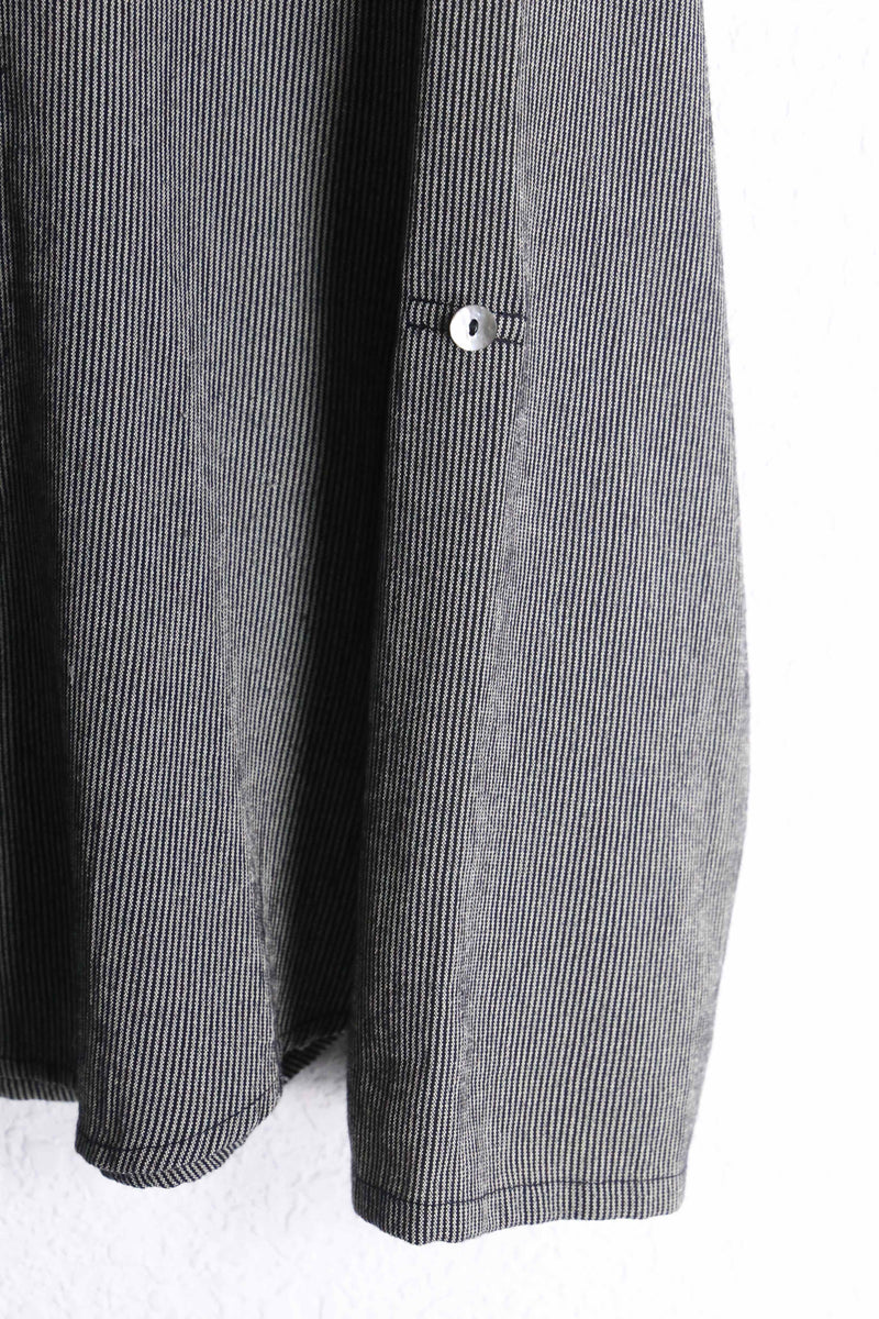 ”CHICO’S” gray black stripe L/S shirts