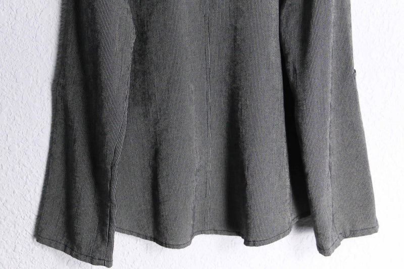 ”CHICO’S” gray black stripe L/S shirts