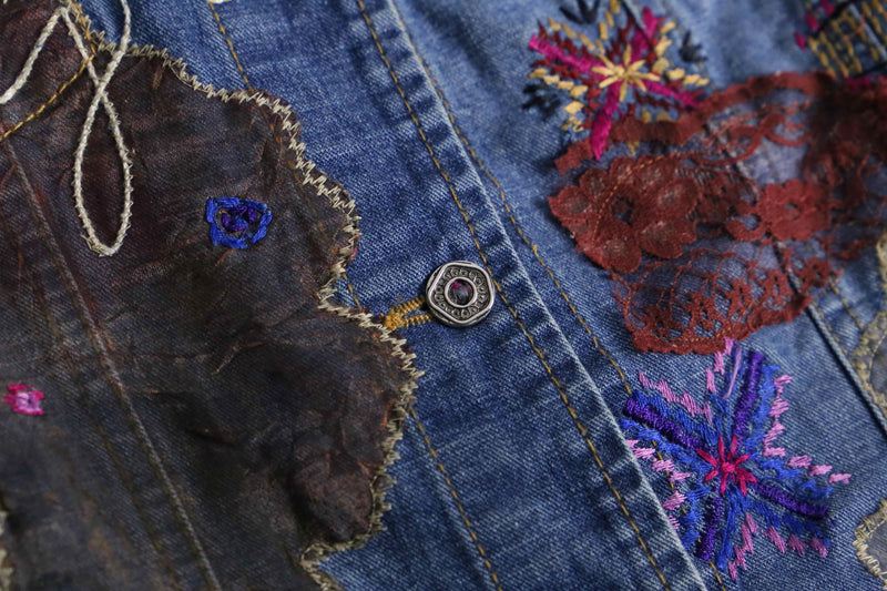 1990s CHICO's patchwork × emb denim tracker jacket