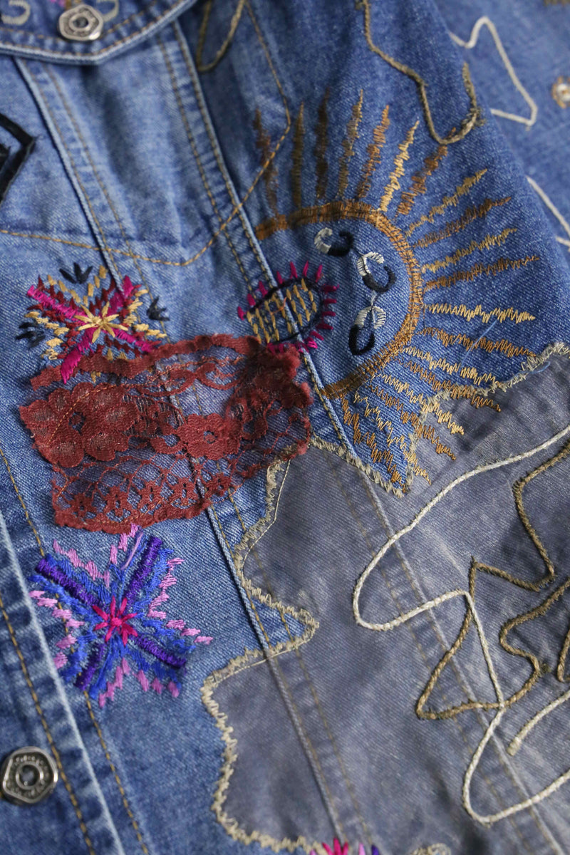 1990s CHICO's patchwork × emb denim tracker jacket