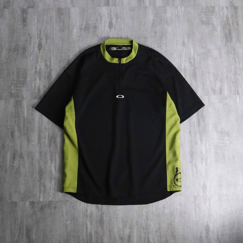 2000s OAKLEY half zip technical top