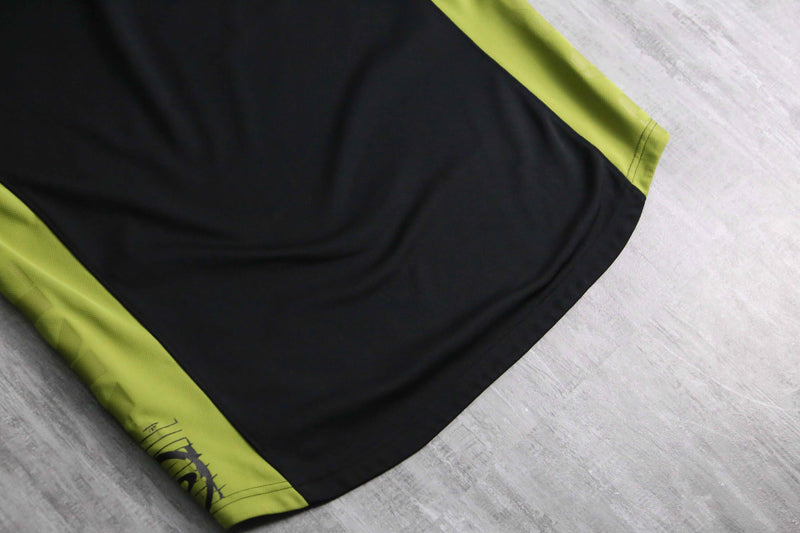 2000s OAKLEY half zip technical top