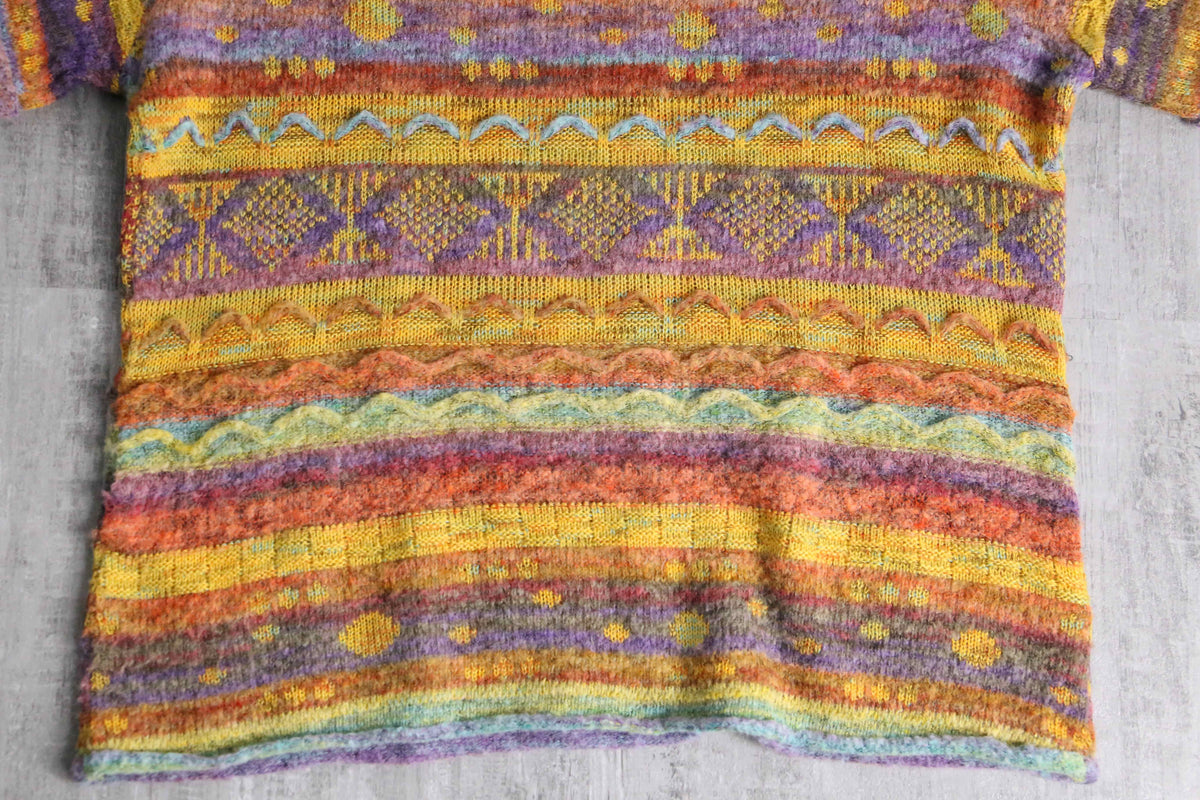 multicolored boarder 3D summer knit