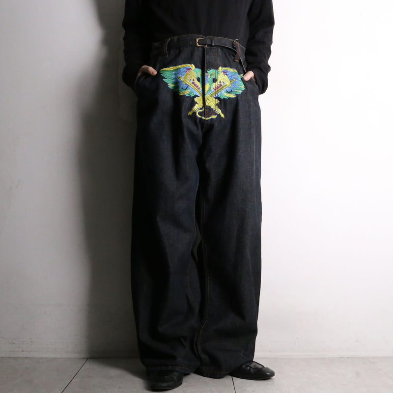 "COOGI" front sword embroidery loose baggy denim