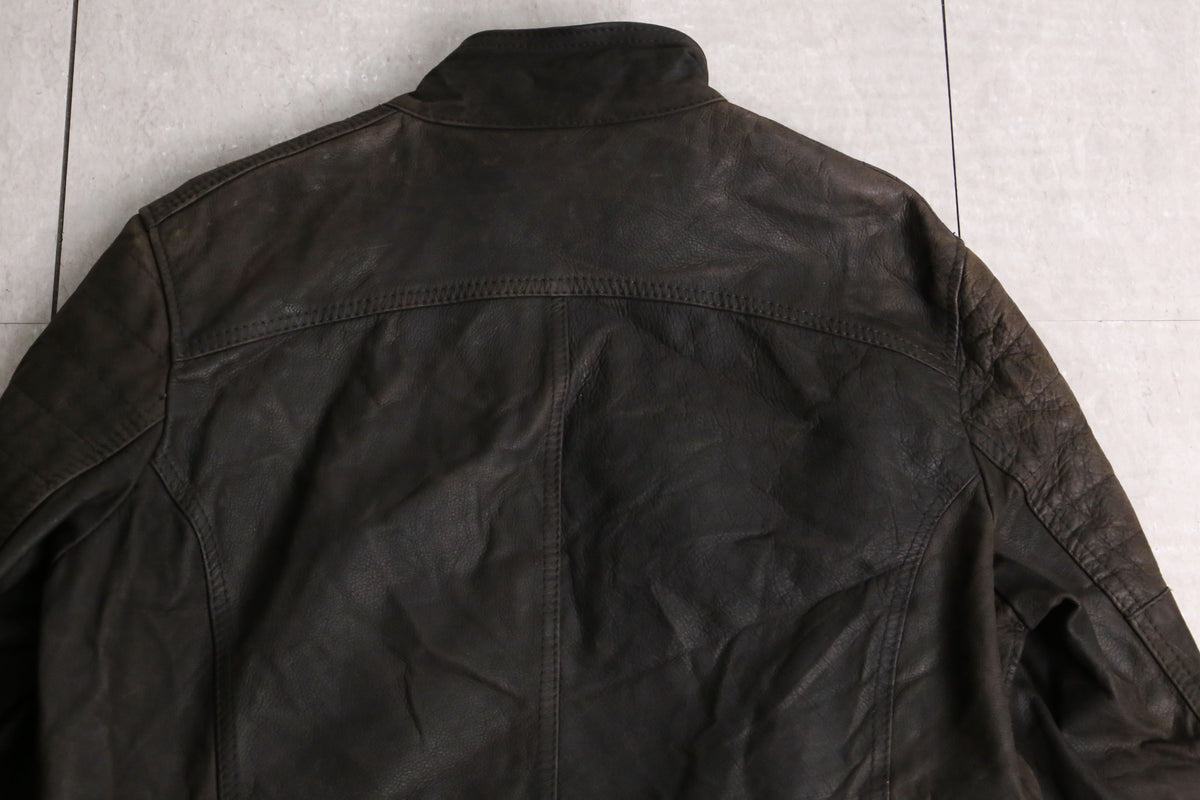ARMANI JEANS（レザージャケット）のフリマアイテム一覧