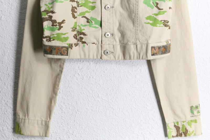 "MARITHÉ + FRANÇOIS GIRBAUD" camouflage pattern velcro strap denim jacket