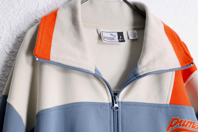 ”PUMA” color switch track jacket