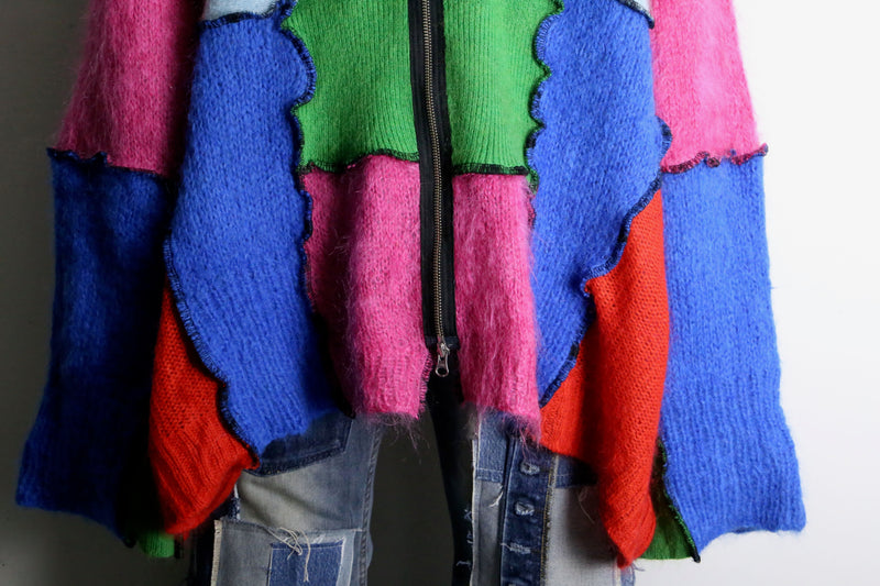 "Re:make" colorful double zip design knit