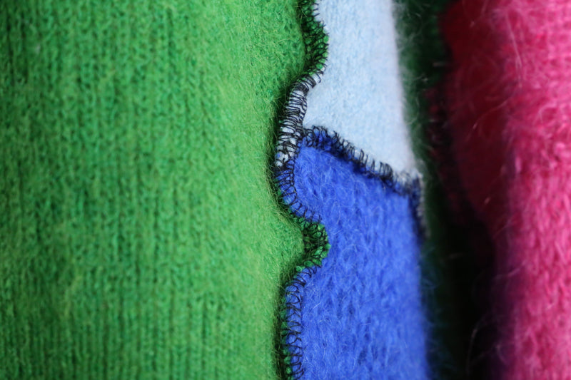 "Re:make" colorful double zip design knit