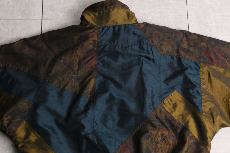 mulch switch design nylon blouson