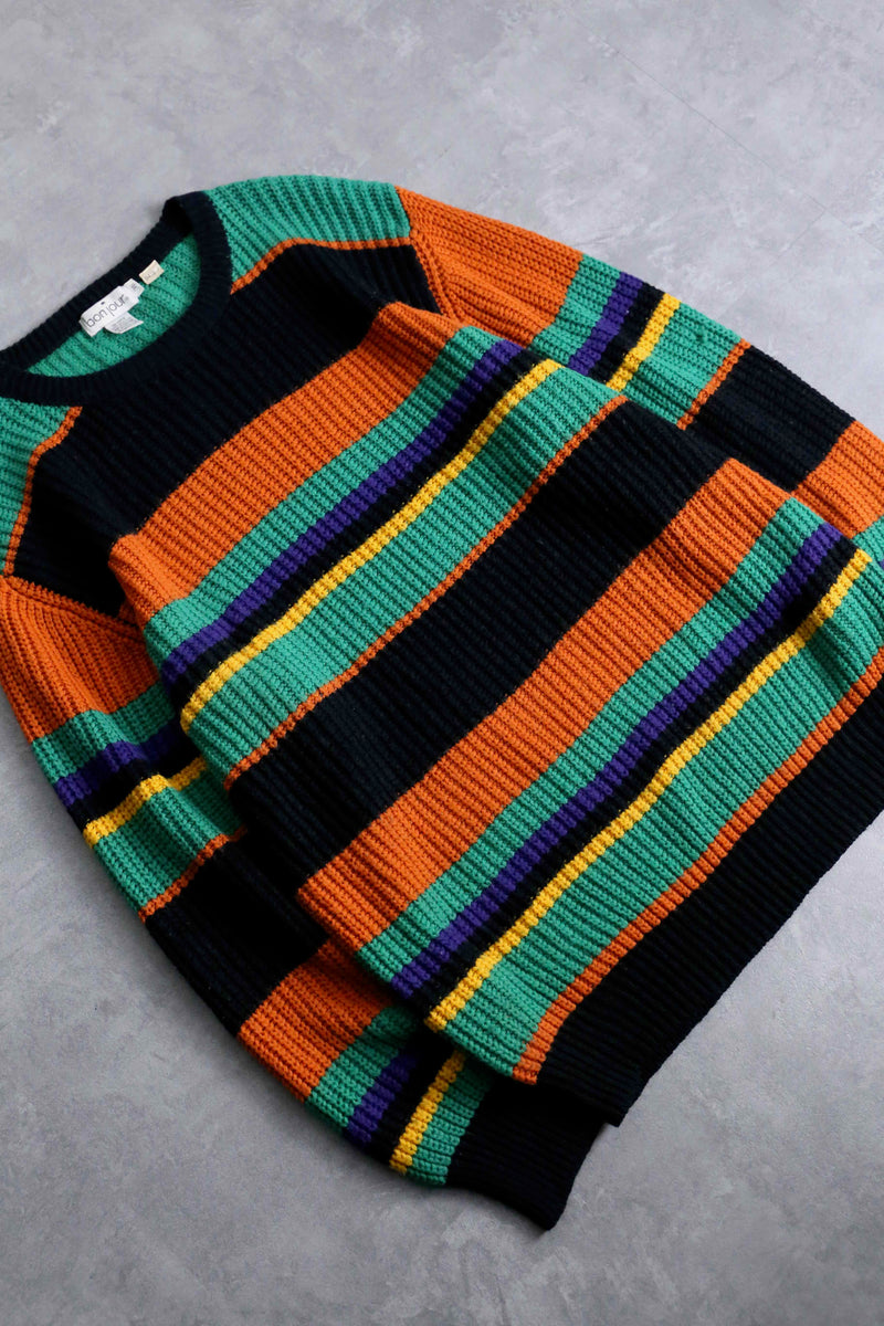 Italian taste multi color border knit