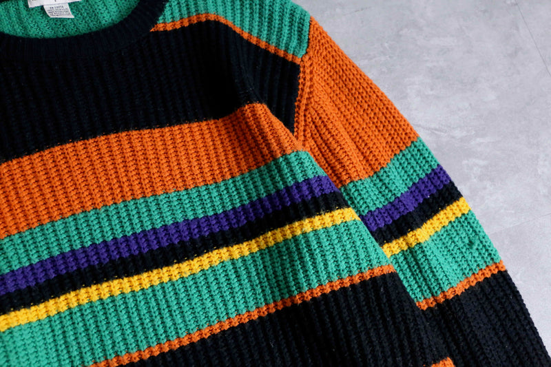 Italian taste multi color border knit