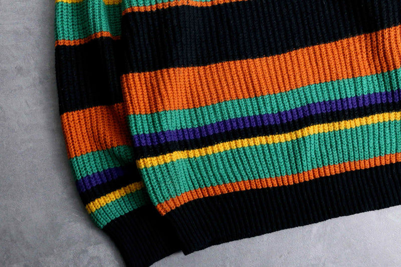 Italian taste multi color border knit