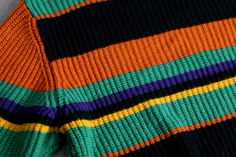 Italian taste multi color border knit