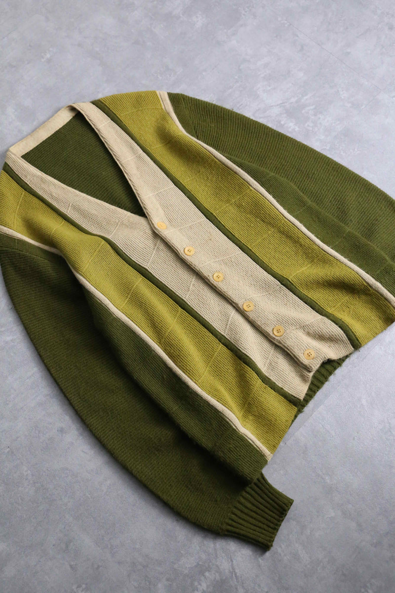 70's green color switch acrylic cardigan