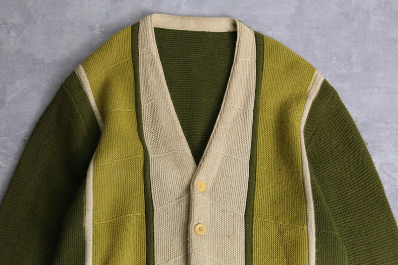 70's green color switch acrylic cardigan