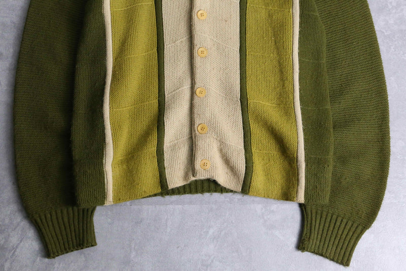 70's green color switch acrylic cardigan