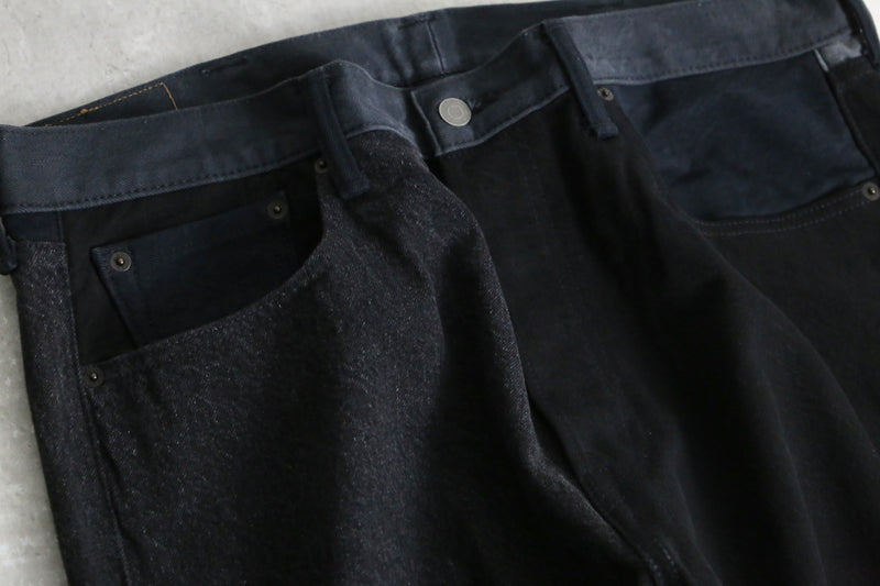 “Levi’s” 501 black switch design denim pants