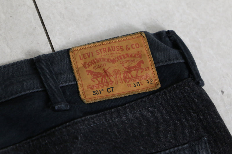 “Levi’s” 501 black switch design denim pants