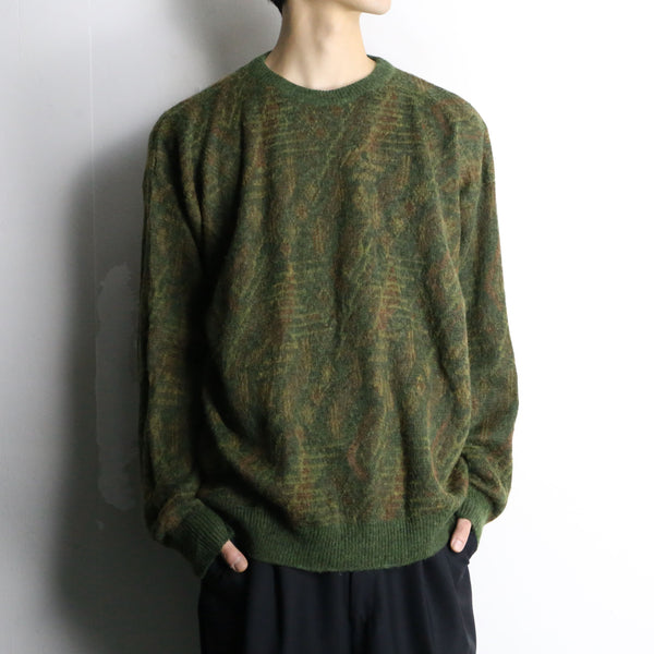 earth color design knit pullover