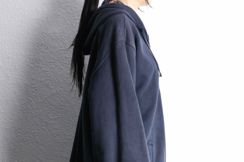 “L.L.Bean” navy cotton zip hoodie