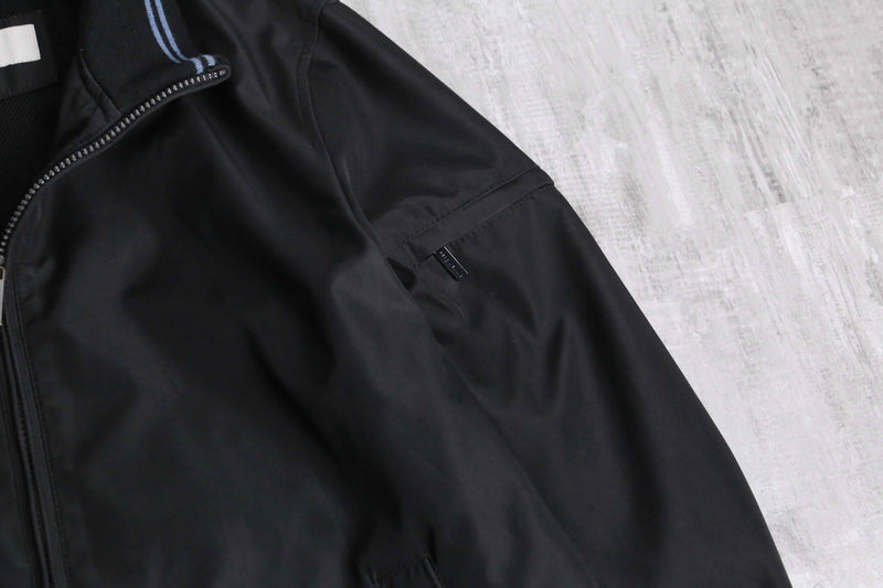 “PERRY ELLIS PORTFOLIO” poly zip jacket