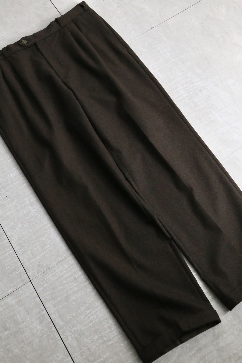 dark brown 2tuck wool wide tapered slacks