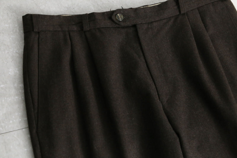 dark brown 2tuck wool wide tapered slacks