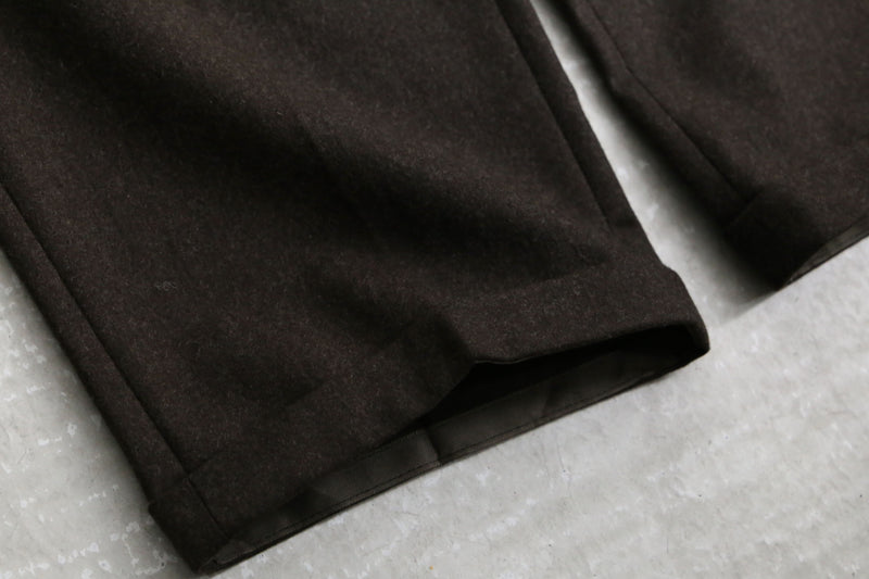 dark brown 2tuck wool wide tapered slacks