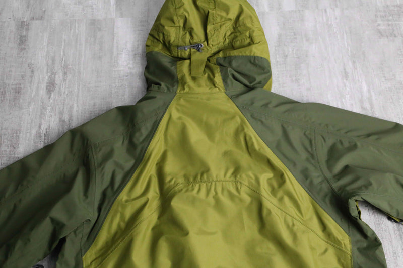 "Eddie Bauer" khaki green color nylon jacket