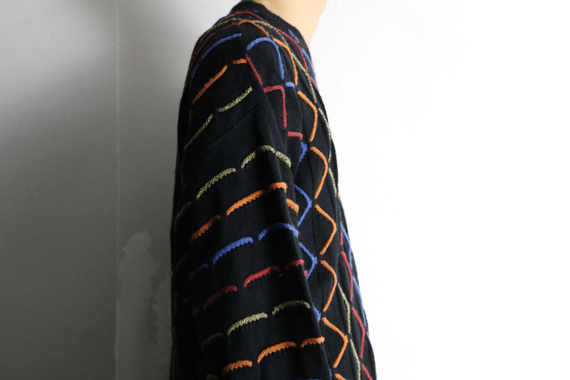 multi color zigzag 3D knit