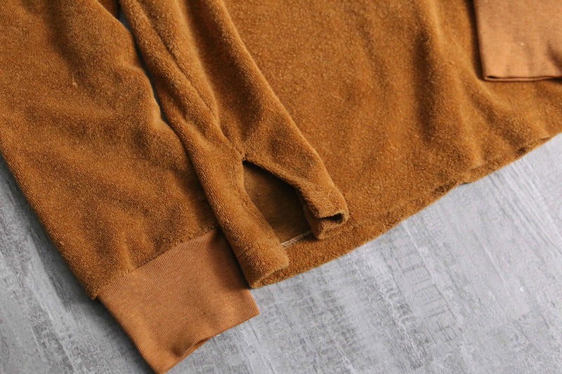 80’s “Arrow” brown pile L/S polo