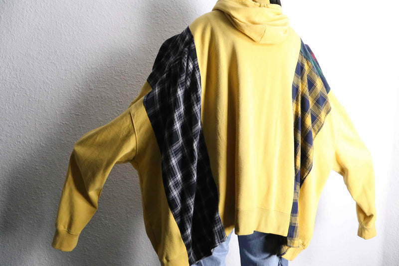 "Re:make" shirt docking hoodie