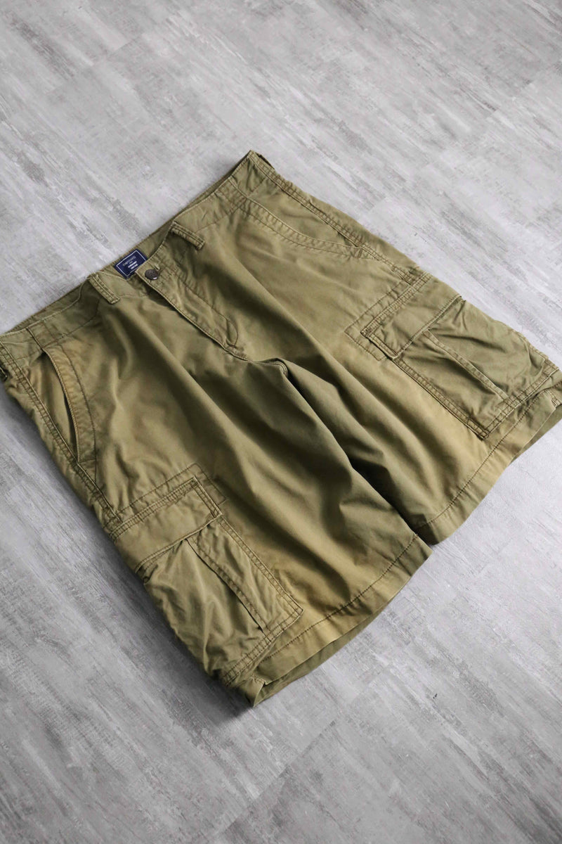 "GAP KHAKIS" khaki cargo short pants