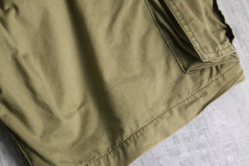 "GAP KHAKIS" khaki cargo short pants