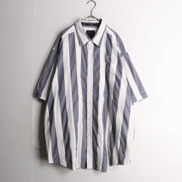 "Sean John" 2torn wide stripe design S/S shirt
