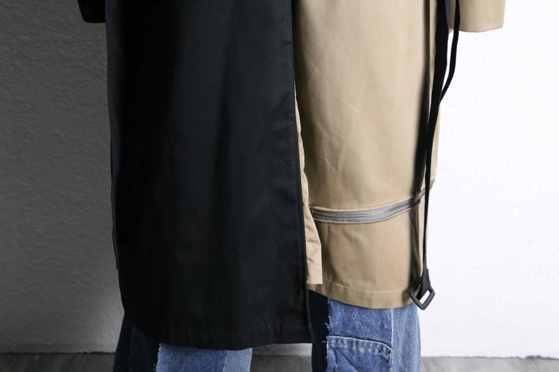 “Re:make” beige × black zip trench coat