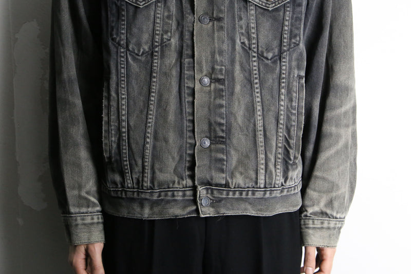 "Levi's" gray color denim tracker jacket