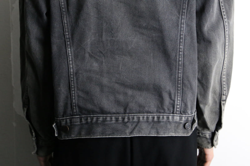 "Levi's" gray color denim tracker jacket