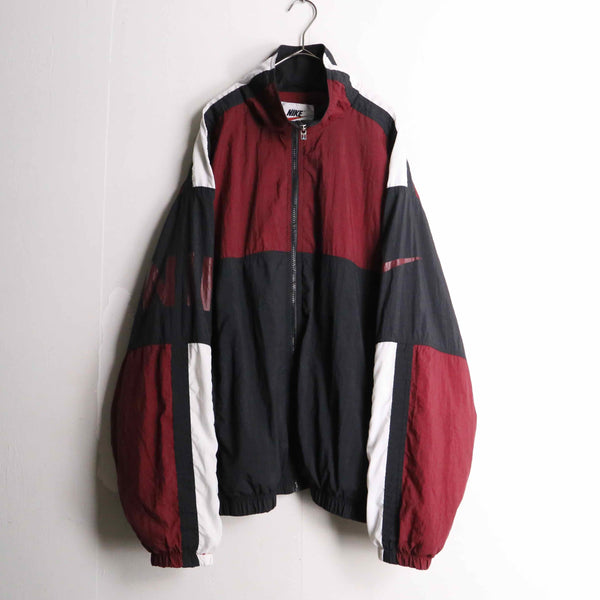 90's "NIKE" Bordeaux × black color nylon track jacket