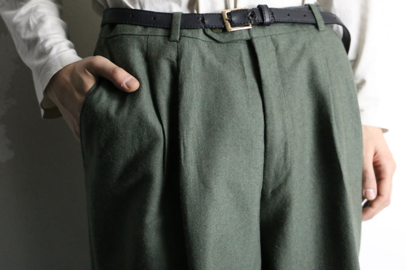 moss green 2tuck wide tapered wool slacks