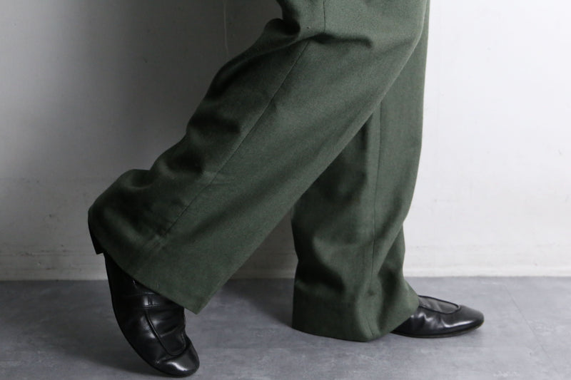 moss green 2tuck wide tapered wool slacks