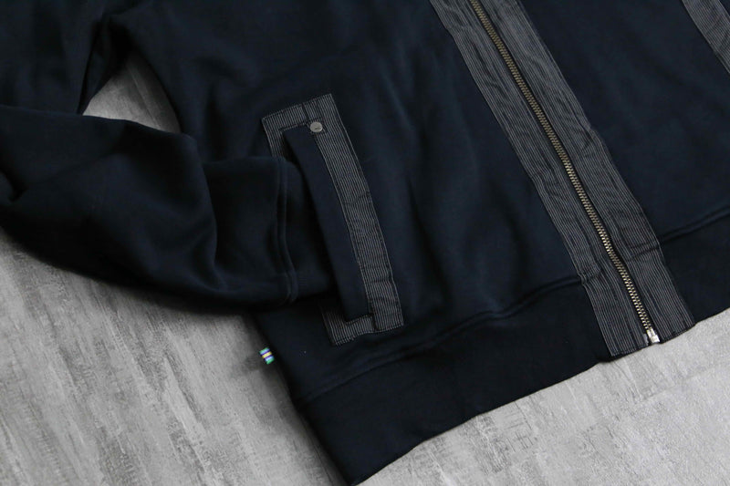“PUMA” switch design zip up jacket