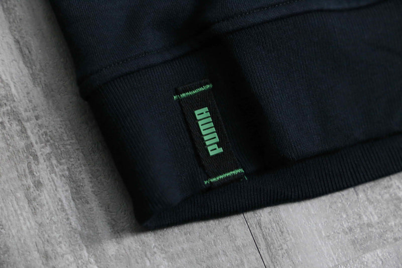 “PUMA” switch design zip up jacket